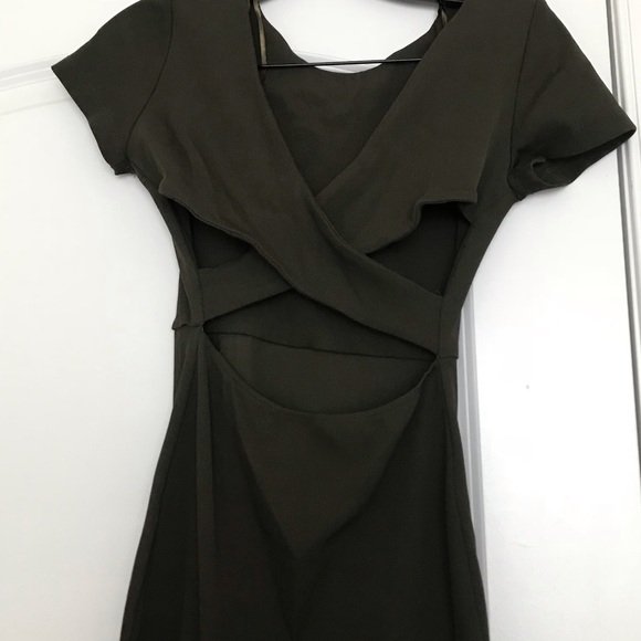 Forest Green midi dress- exposed back. - Picture 2 of 3